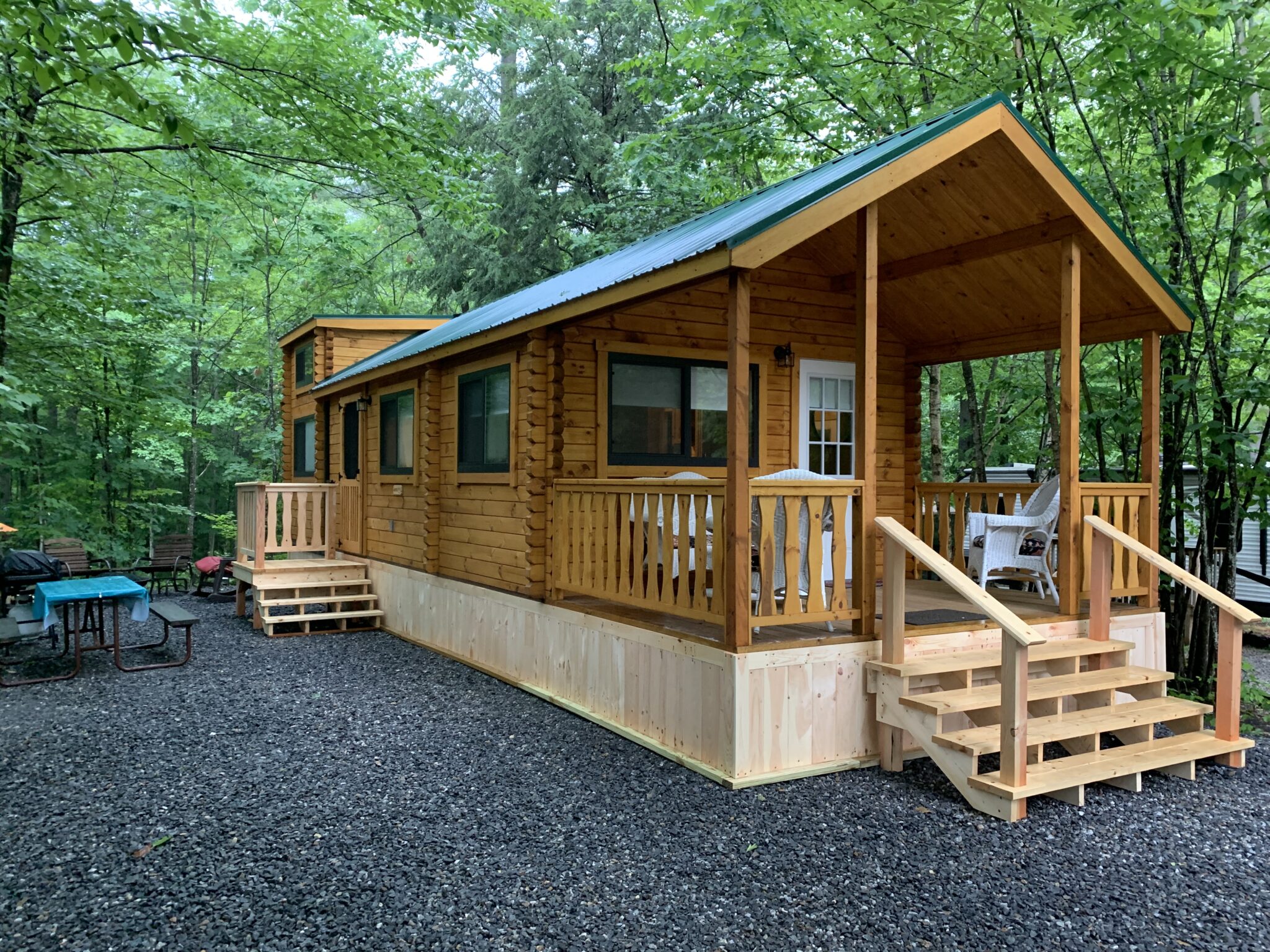 Brook Housing - 42qeq1i